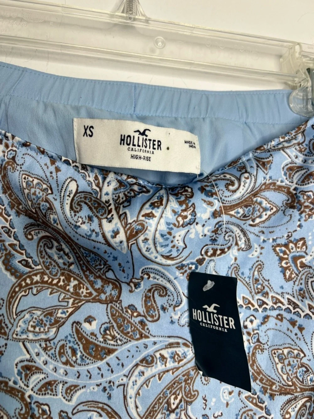 NWT Hollister Blue and Brown Paisley Mini Skirt Size XS